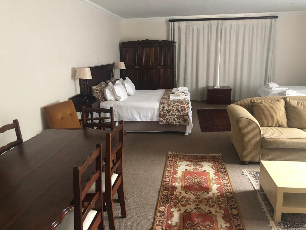 Acacia Westdene B&B Bloemfontein Exterior photo