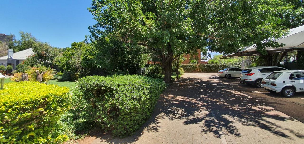 Acacia Westdene B&B Bloemfontein Exterior photo