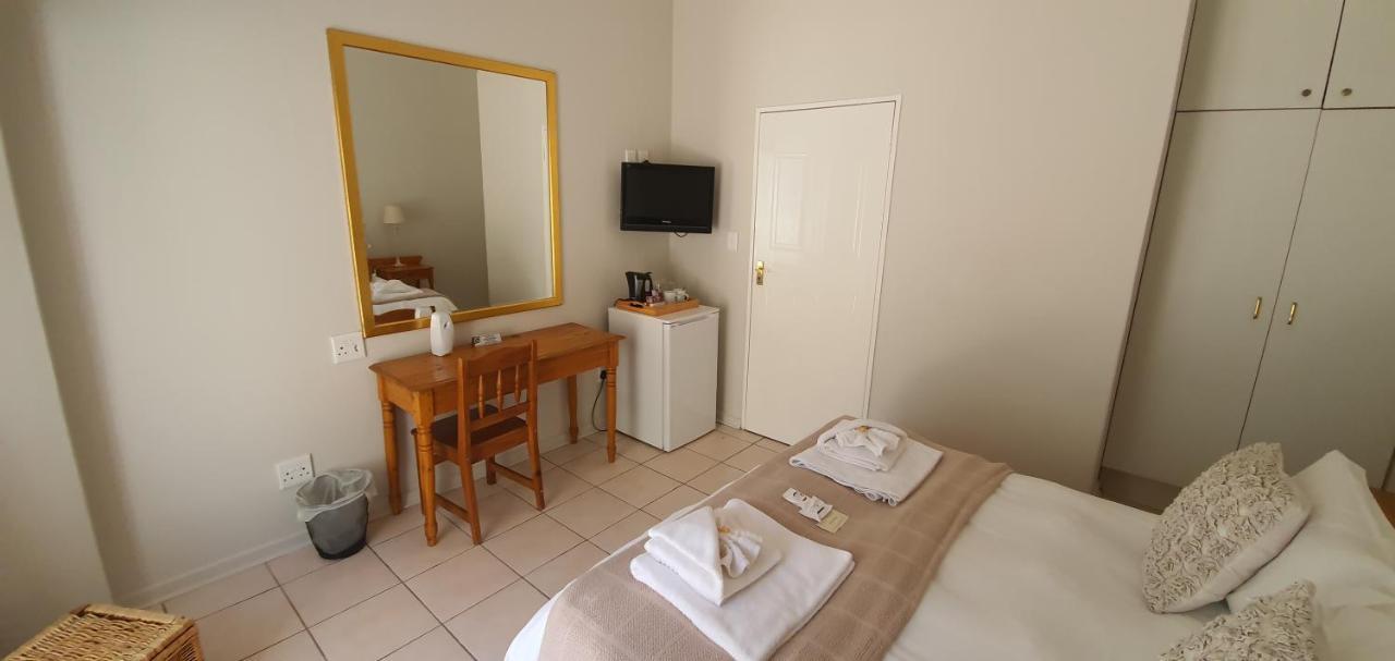 Acacia Westdene B&B Bloemfontein Exterior photo