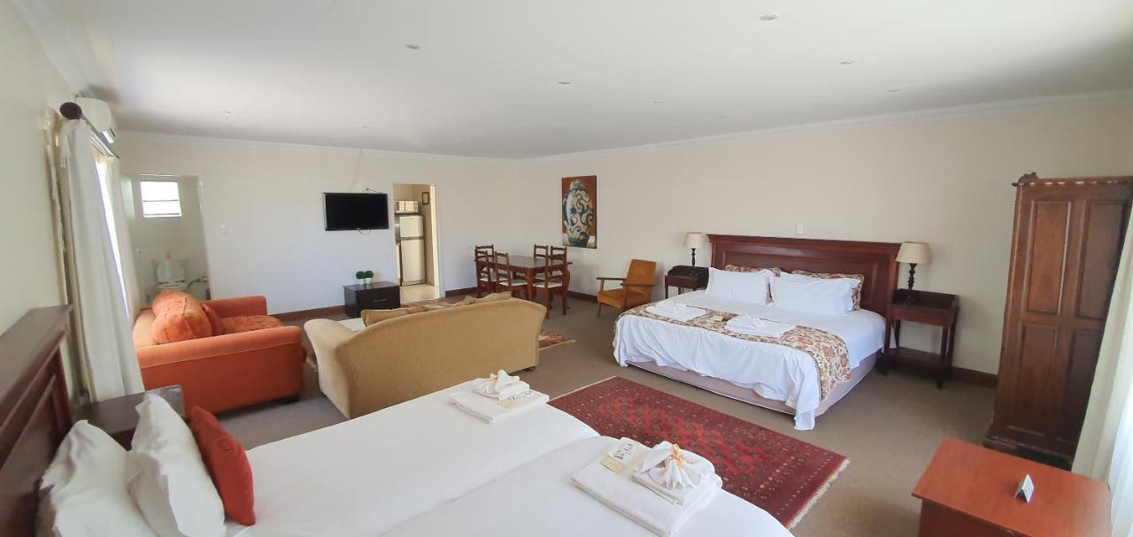 Acacia Westdene B&B Bloemfontein Exterior photo