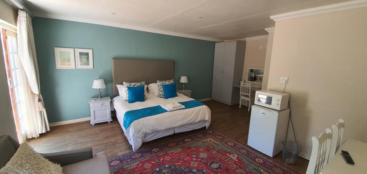 Acacia Westdene B&B Bloemfontein Exterior photo